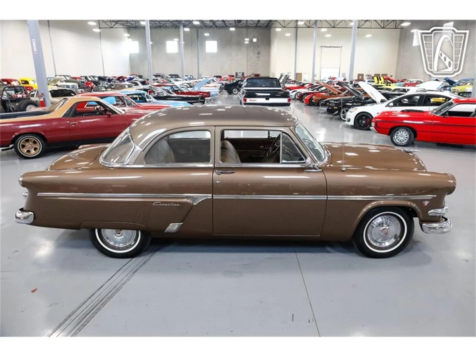 1954 Ford Crestline - Image 29 of 31