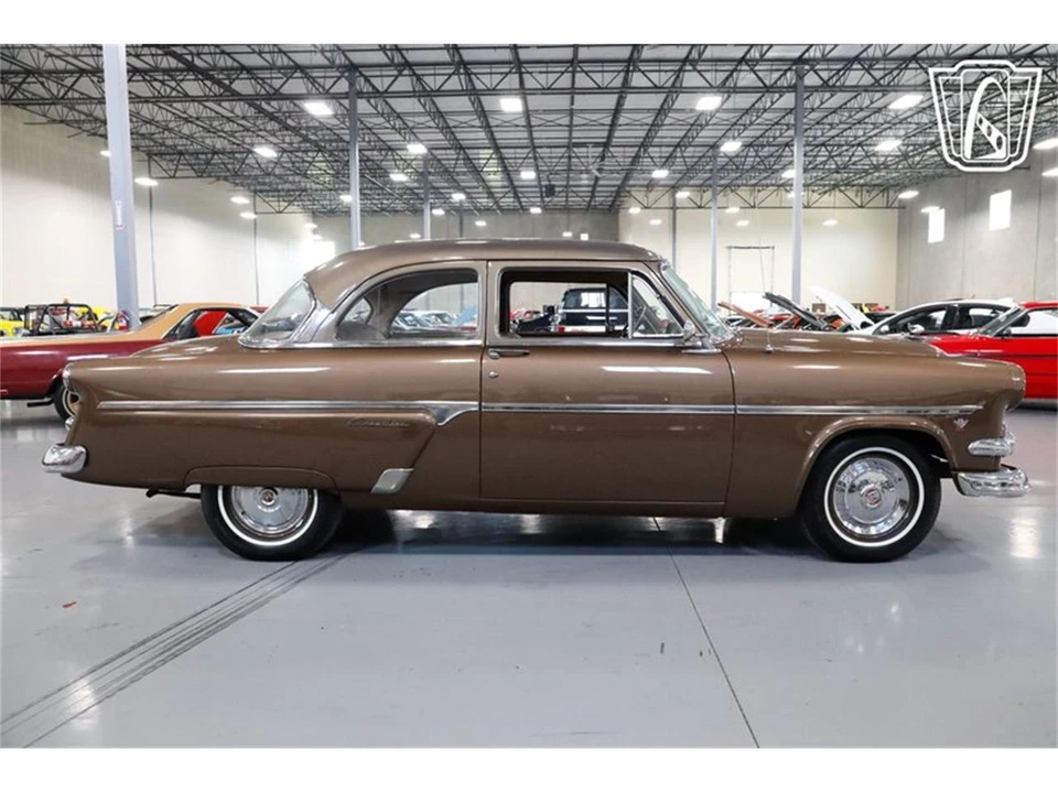 1954 Ford Crestline - Image 30 of 31