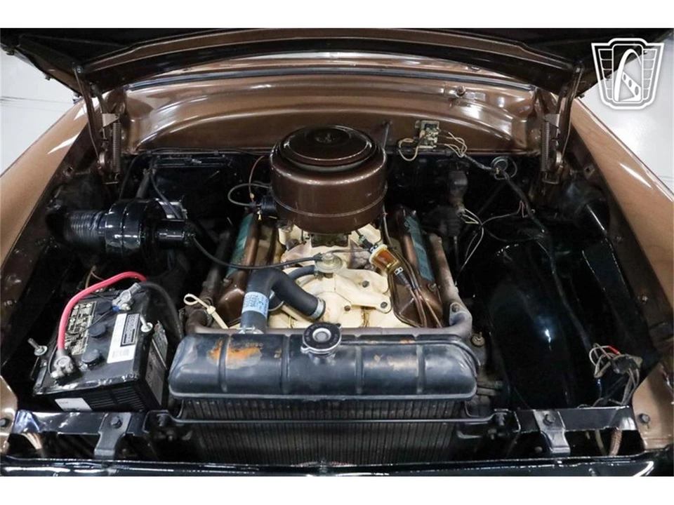 1954 Ford Crestline - Image 2 of 31