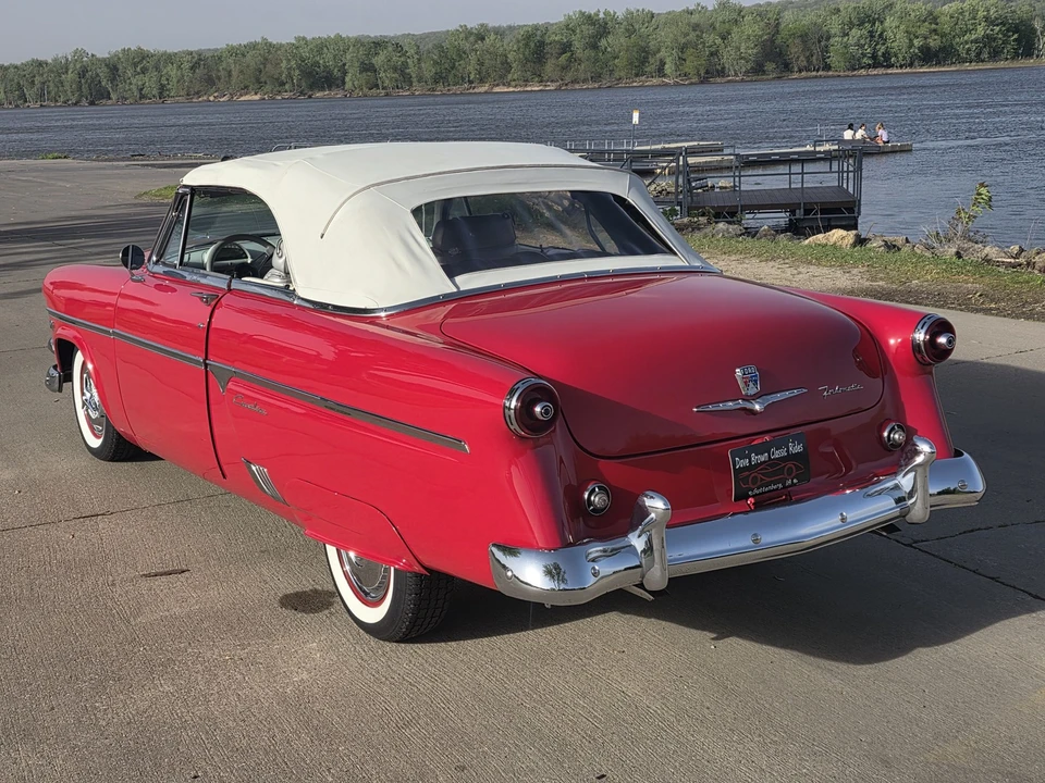1954 Ford Crestline - Image 6 of 31