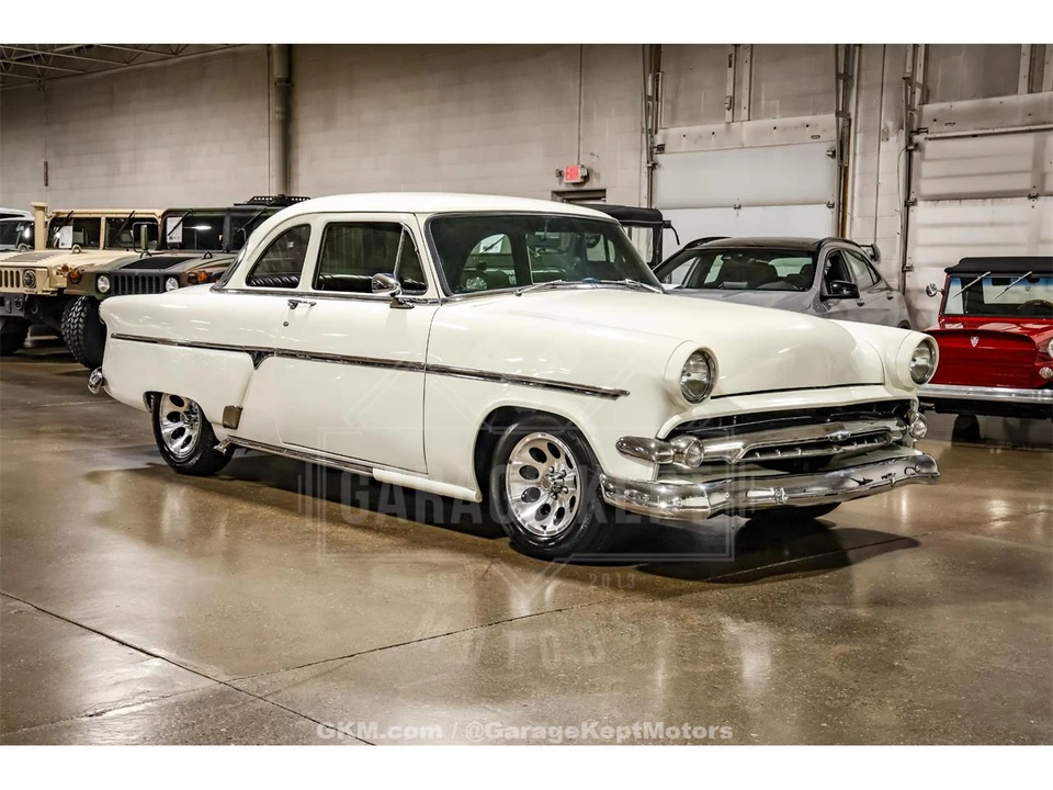 1954 Ford Crestline - Image 12 of 31