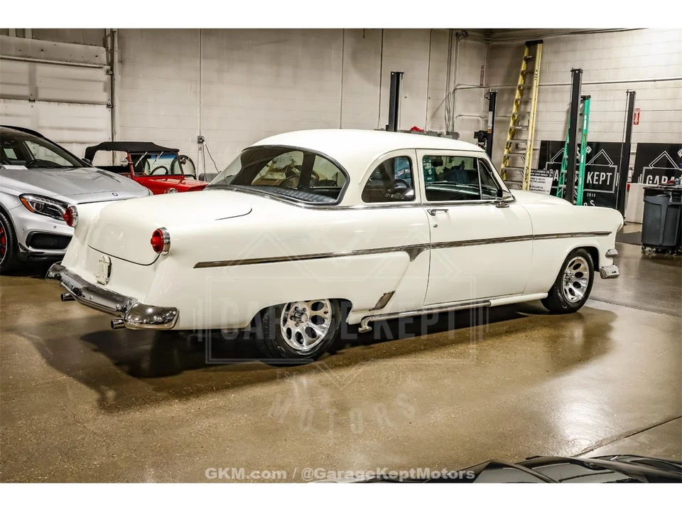 1954 Ford Crestline - Image 9 of 31