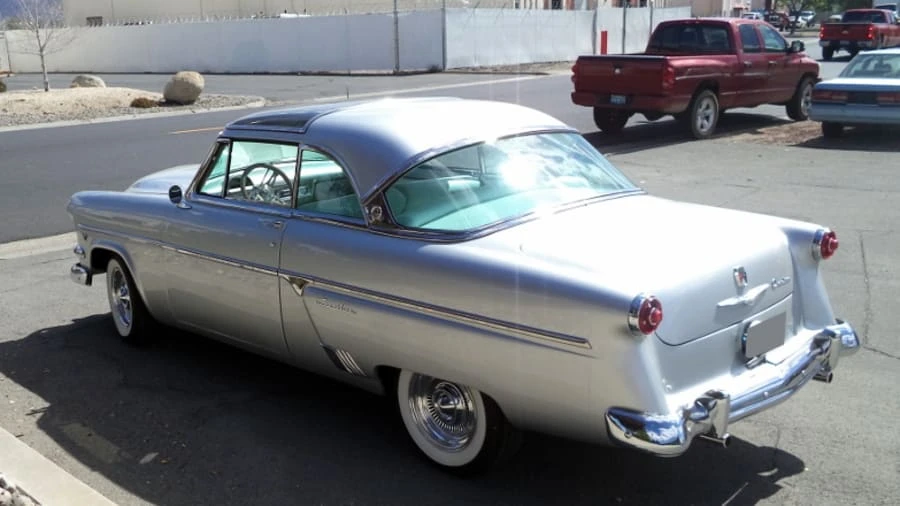 1954 Ford Crestline - Image 8 of 9