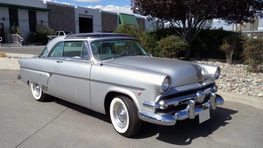 1954 Ford Crestline - Image 9 of 9