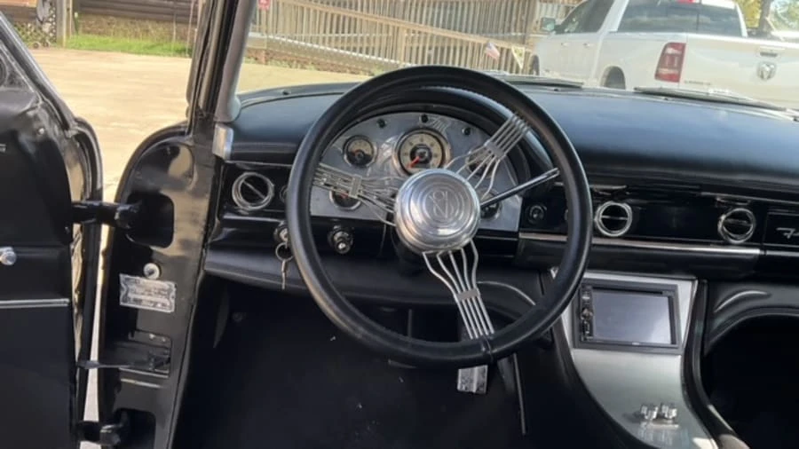 1954 Ford Crestline - Image 6 of 24
