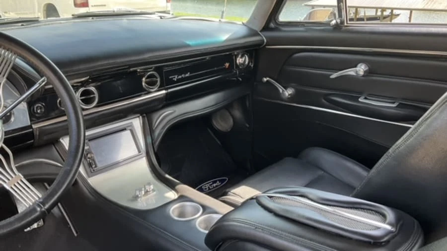 1954 Ford Crestline - Image 7 of 24