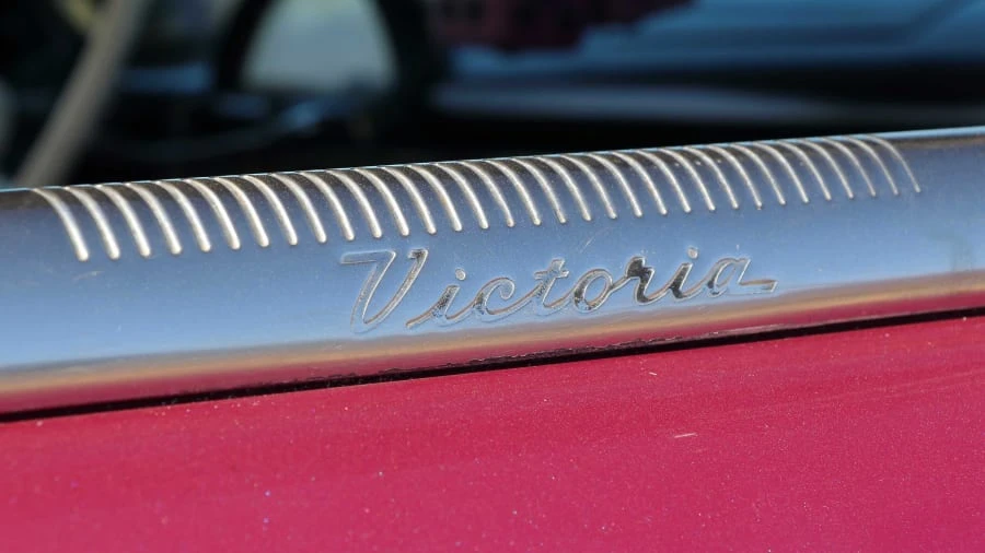 1954 Ford Crestline - Image 10 of 12
