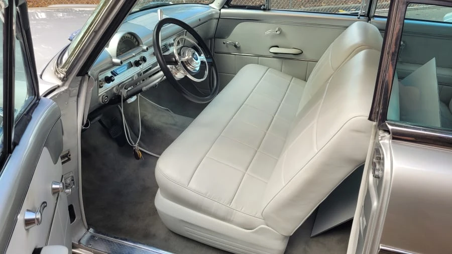 1954 Ford Crestline - Image 3 of 4