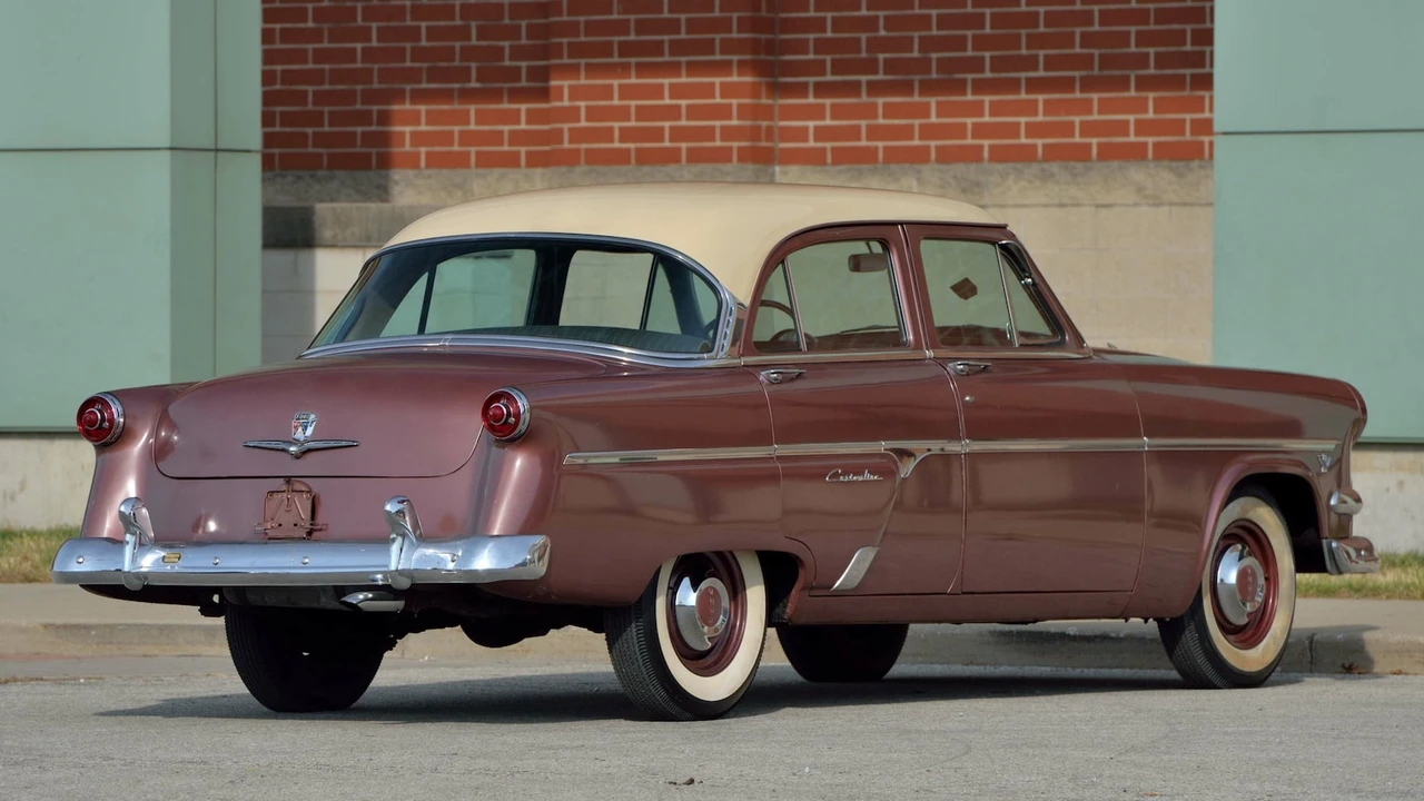 1954 Ford Customline - Image 3 of 27