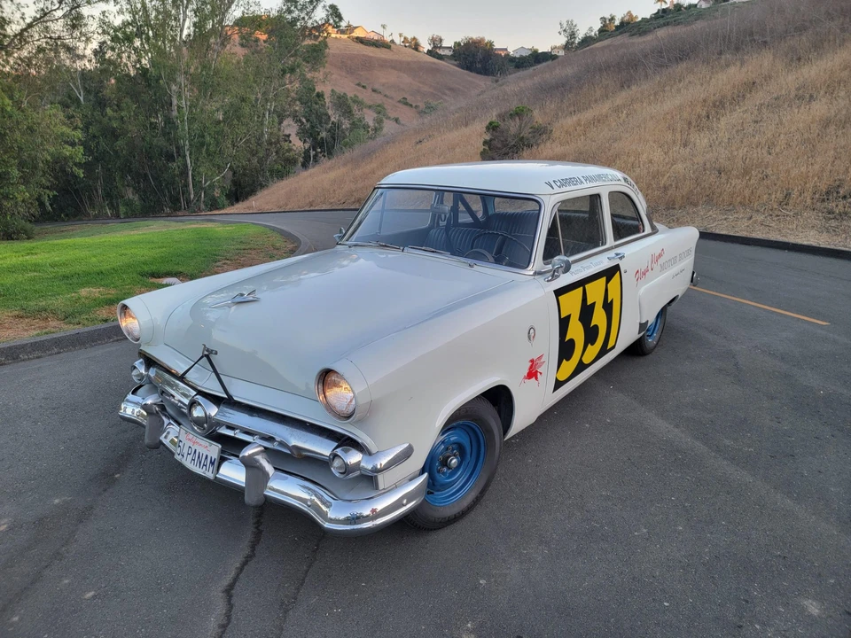 1954 Ford Customline - Image 16 of 31