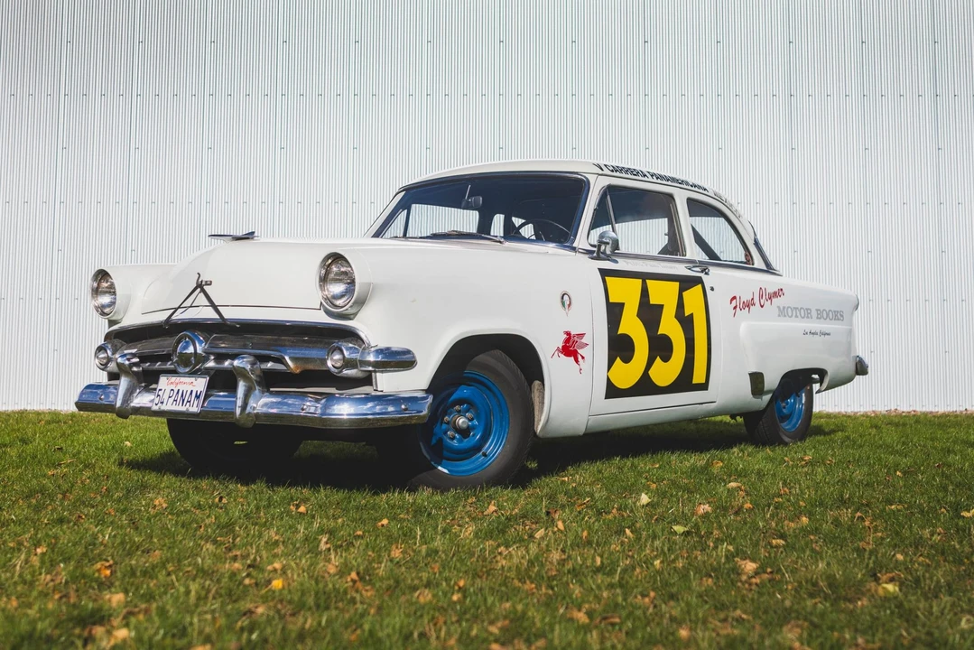 1954 Ford Customline - Image 4 of 31