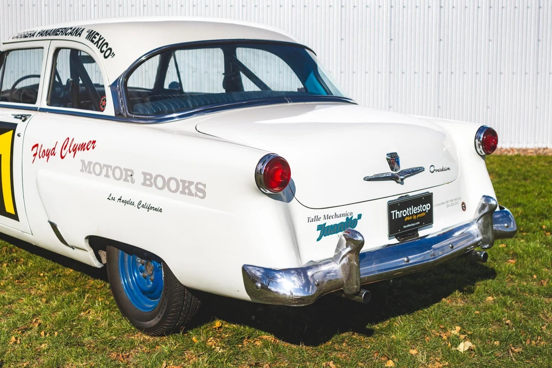 1954 Ford Customline - Image 16 of 31