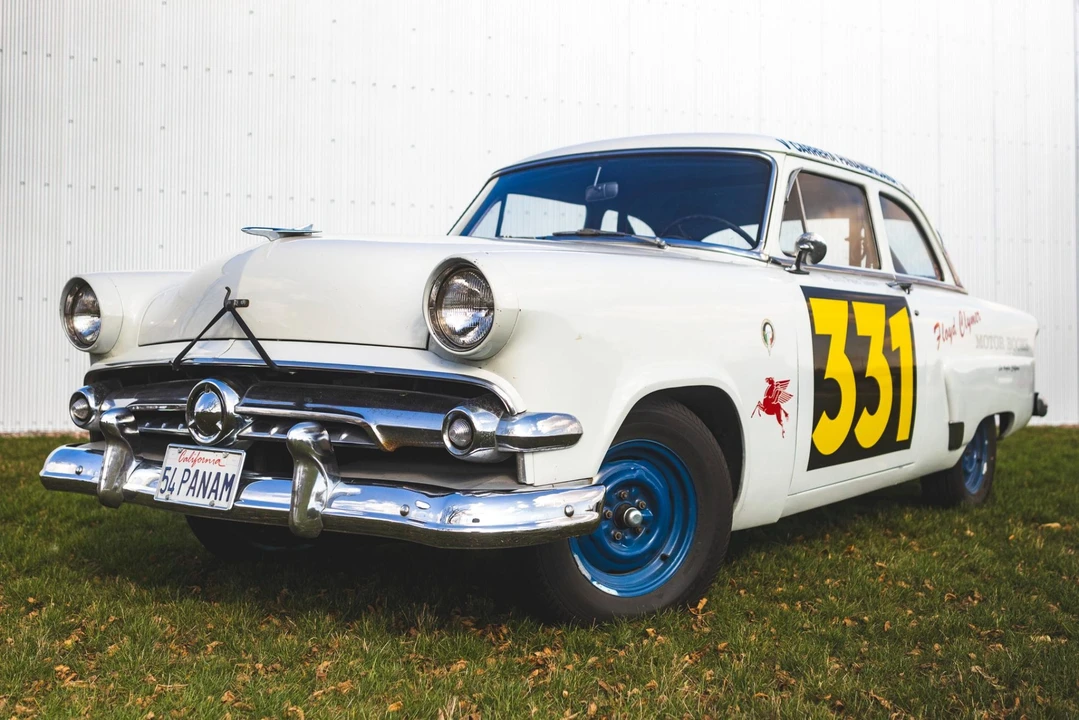1954 Ford Customline - Image 6 of 31