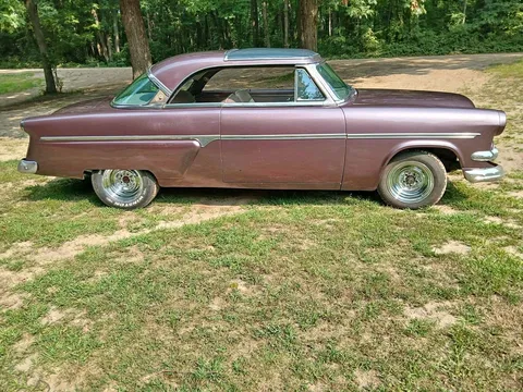 1954 Ford Crestline Skyliner