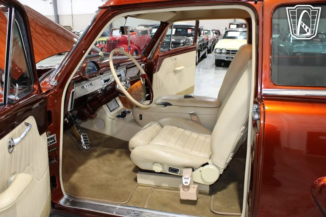 1954 Ford Crestline - Image 8 of 12