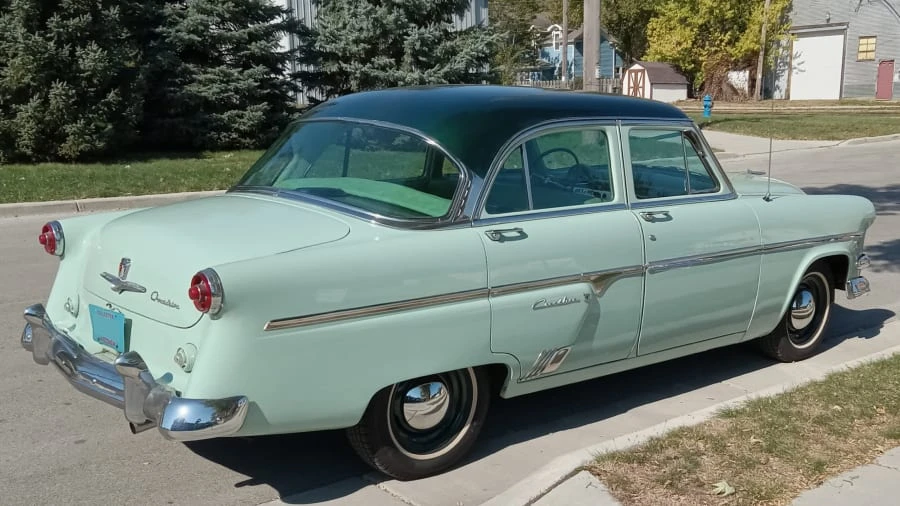 1954 Ford Crestline - Image 4 of 6