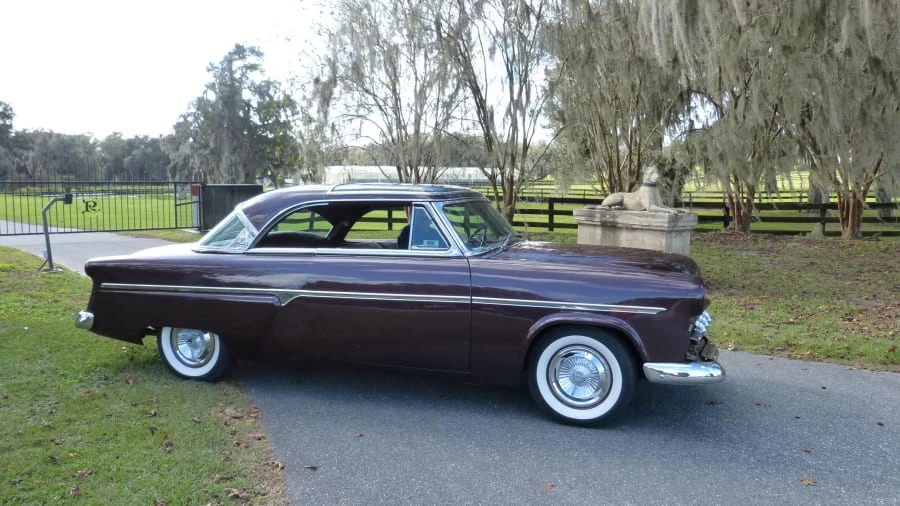 1954 Ford Crestline - Image 2 of 12