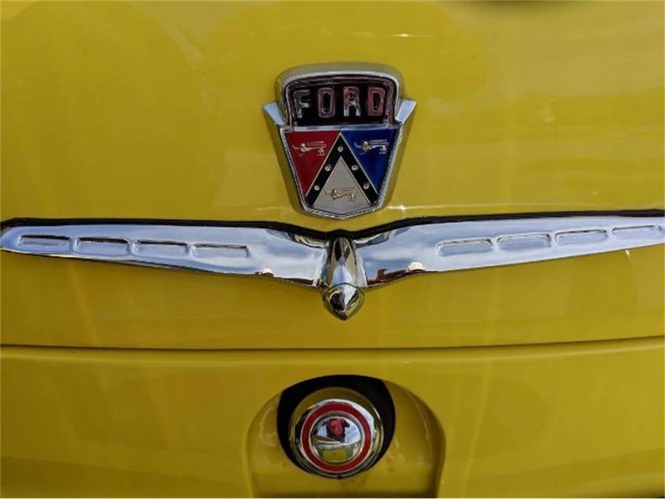 1954 Ford Customline - Image 4 of 24