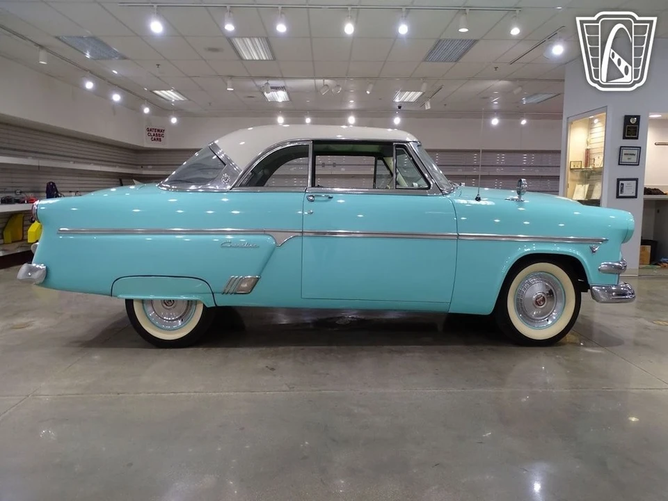 1954 Ford Crestline - Image 20 of 31