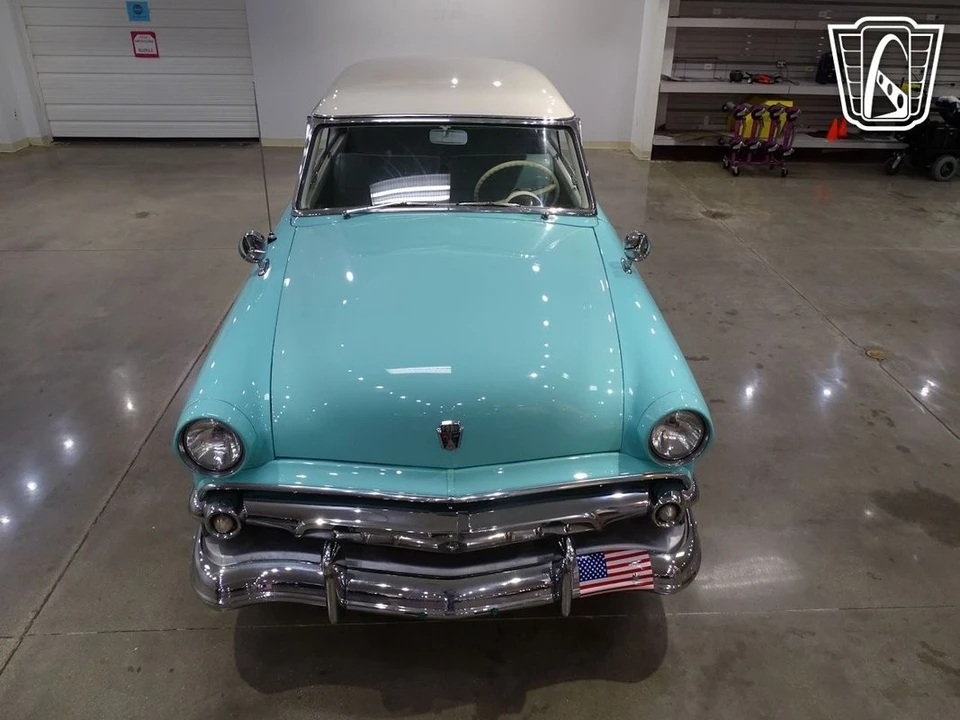 1954 Ford Crestline - Image 25 of 31