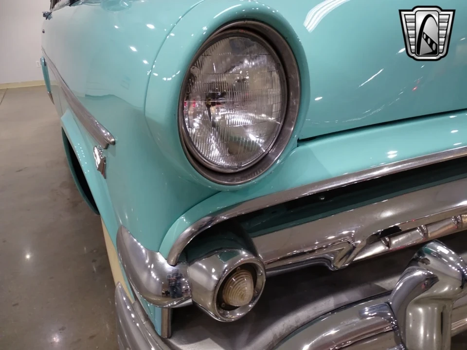1954 Ford Crestline - Image 16 of 21