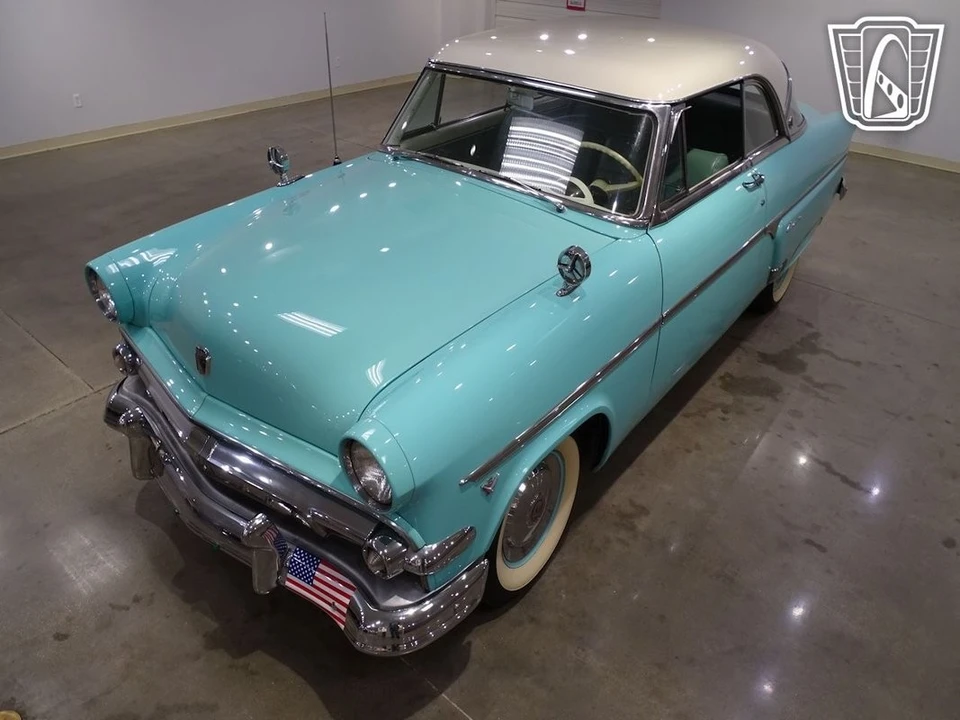 1954 Ford Crestline - Image 4 of 21