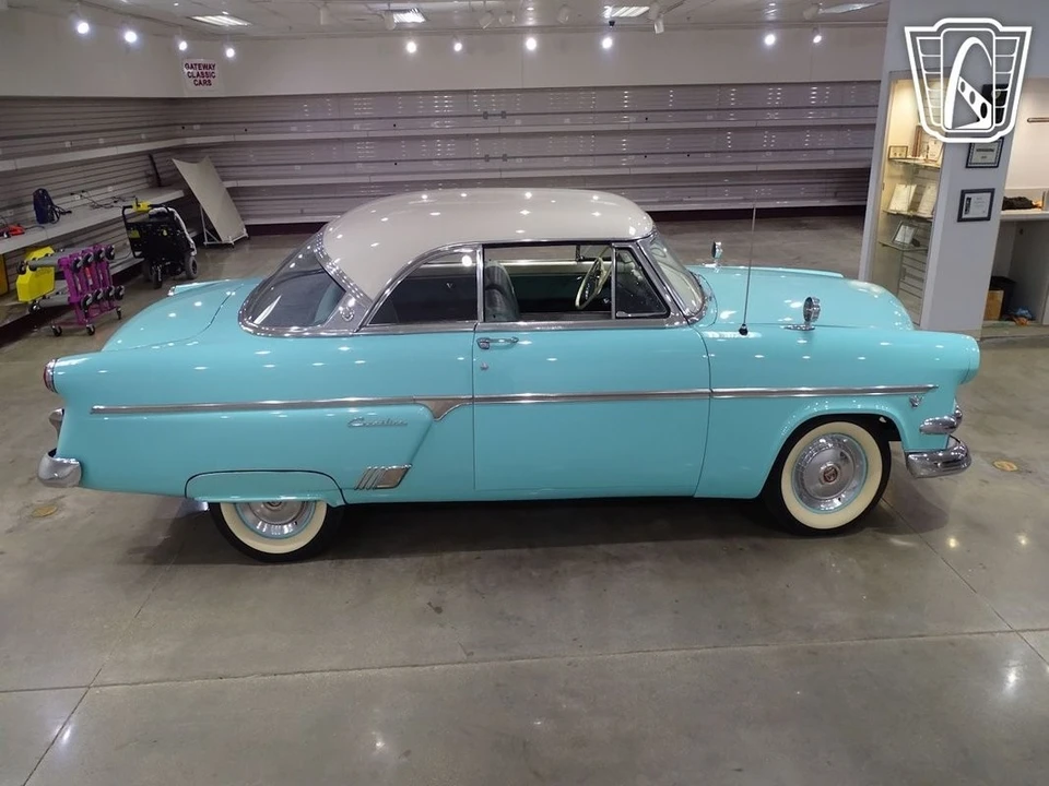 1954 Ford Crestline - Image 19 of 31