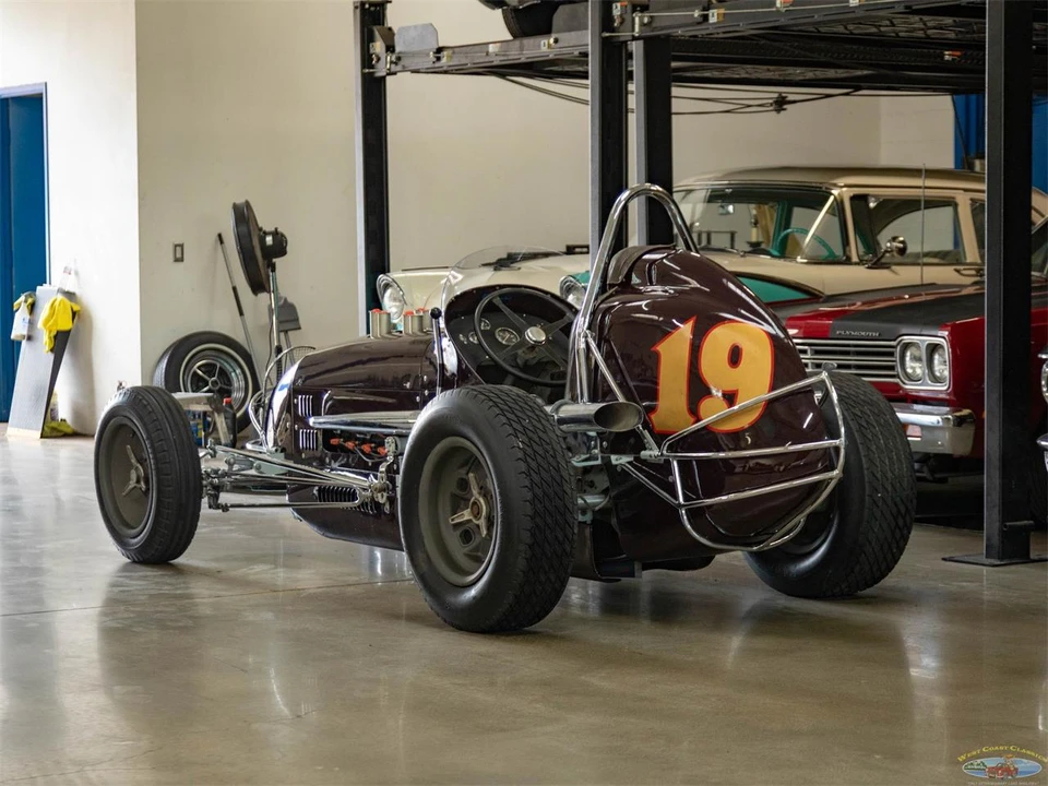 1954 - Image 22 of 31