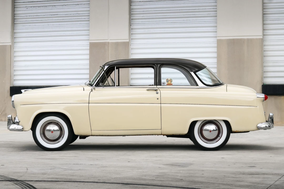 1954 Hudson - Image 3 of 31
