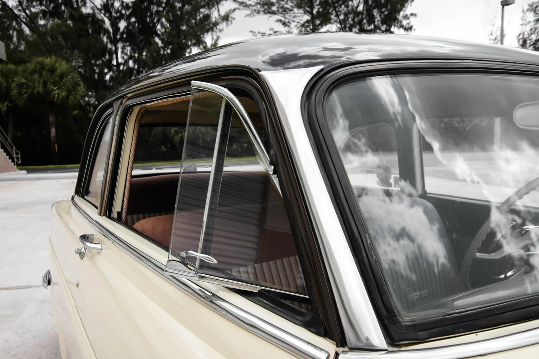 1954 Hudson - Image 22 of 31