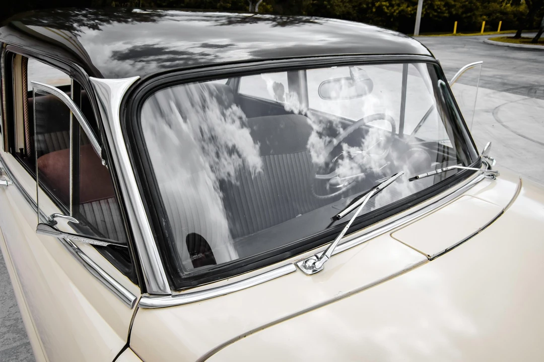 1954 Hudson - Image 23 of 31