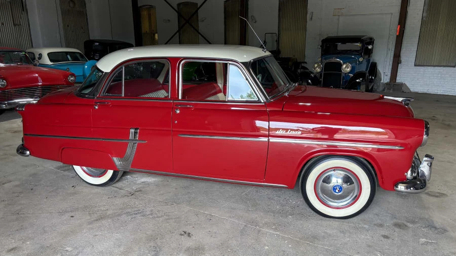 1954 Hudson - Image 2 of 13