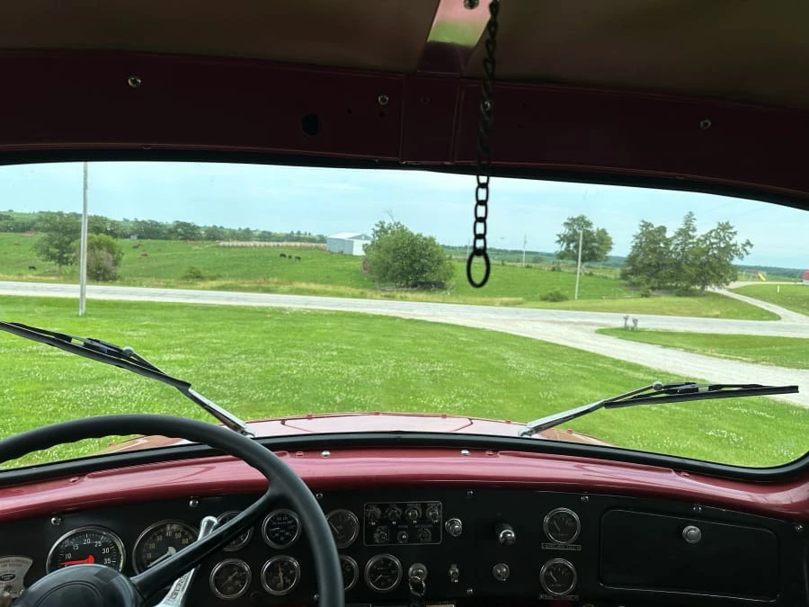 1954 International - Image 21 of 29