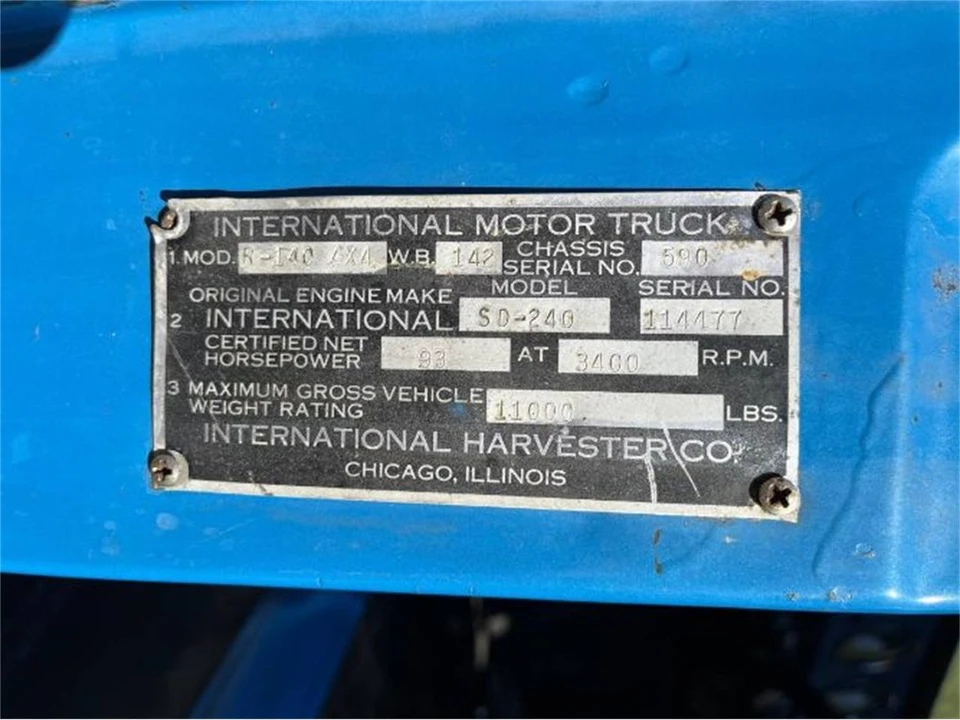 1954 International - Image 8 of 19