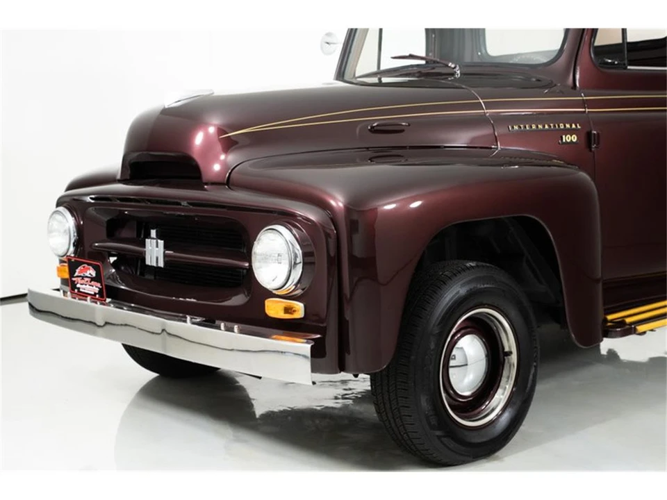 1954 International - Image 3 of 31