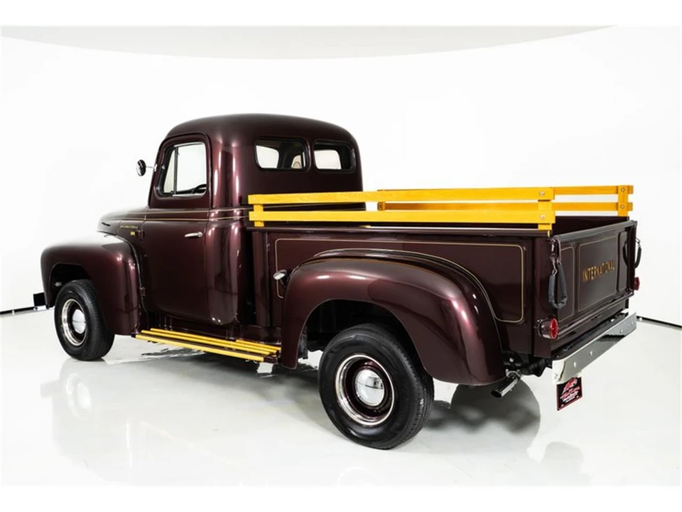 1954 International - Image 6 of 31