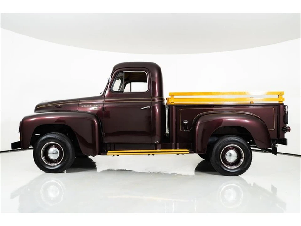 1954 International - Image 4 of 31