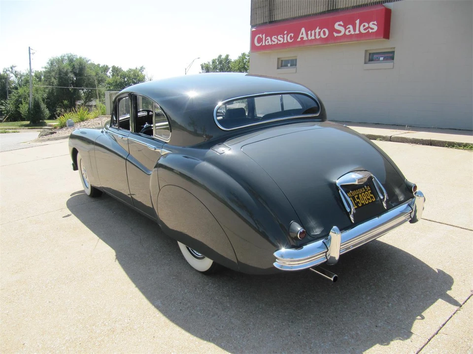 1954 Jaguar Mark VII & VIII & IX - Image 8 of 27