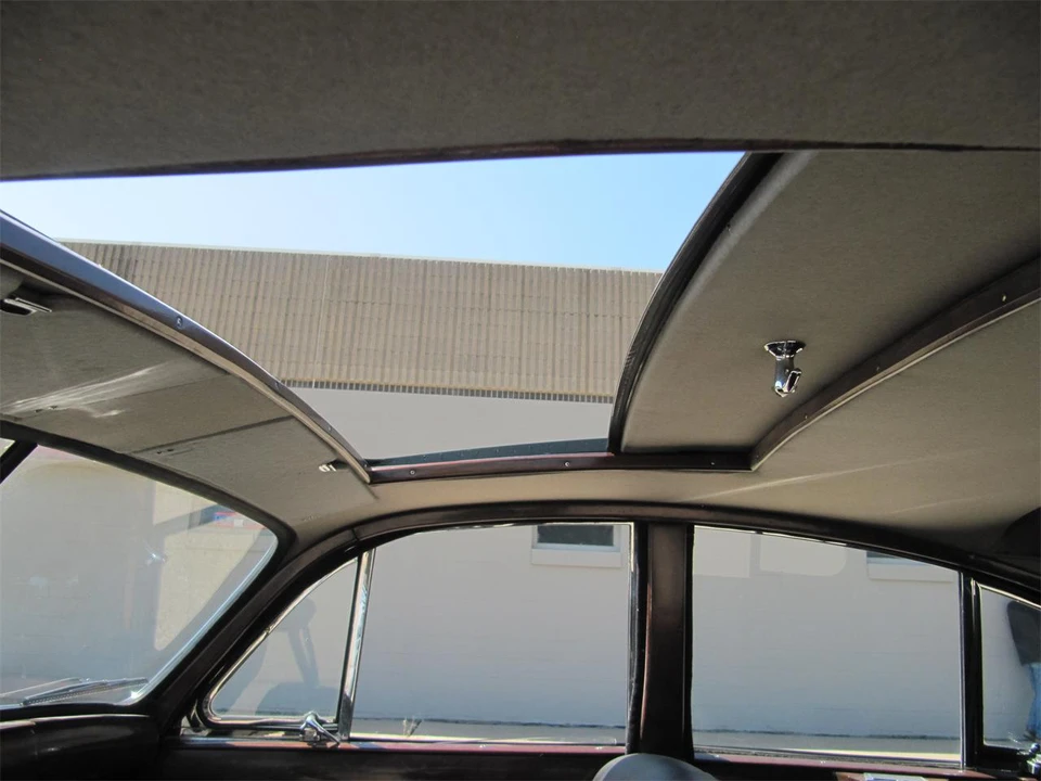 1954 Jaguar Mark VII & VIII & IX - Image 16 of 27