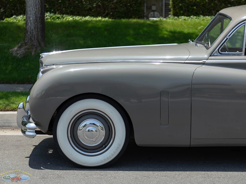 1954 Jaguar Mark VII & VIII & IX - Image 23 of 31