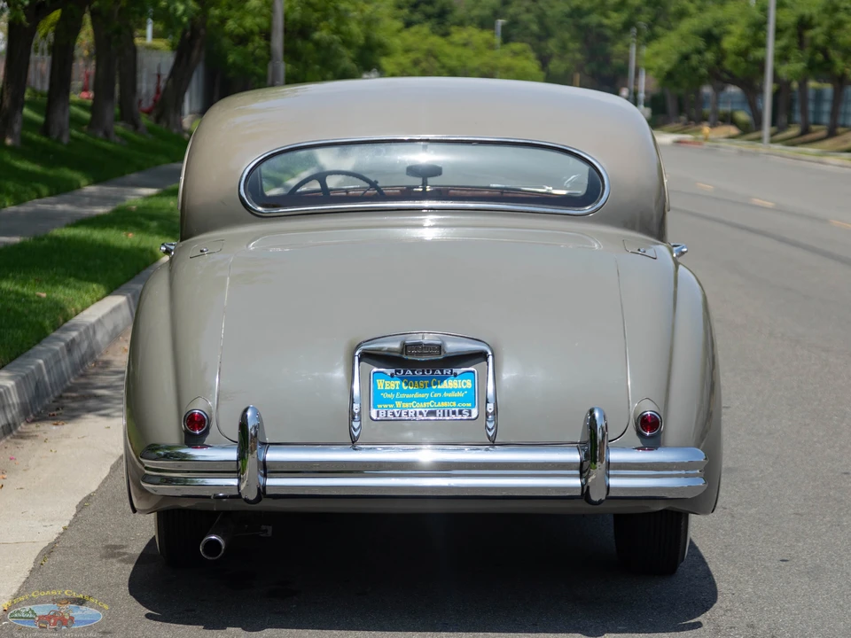 1954 Jaguar Mark VII & VIII & IX - Image 7 of 31