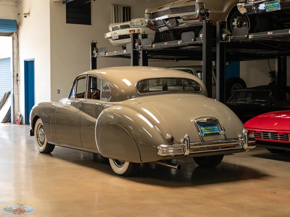 1954 Jaguar Mark VII & VIII & IX - Image 14 of 31