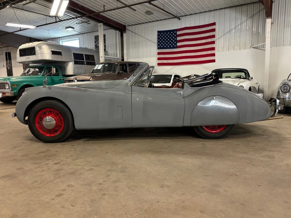 1954 Jaguar XK120 - Image 28 of 31