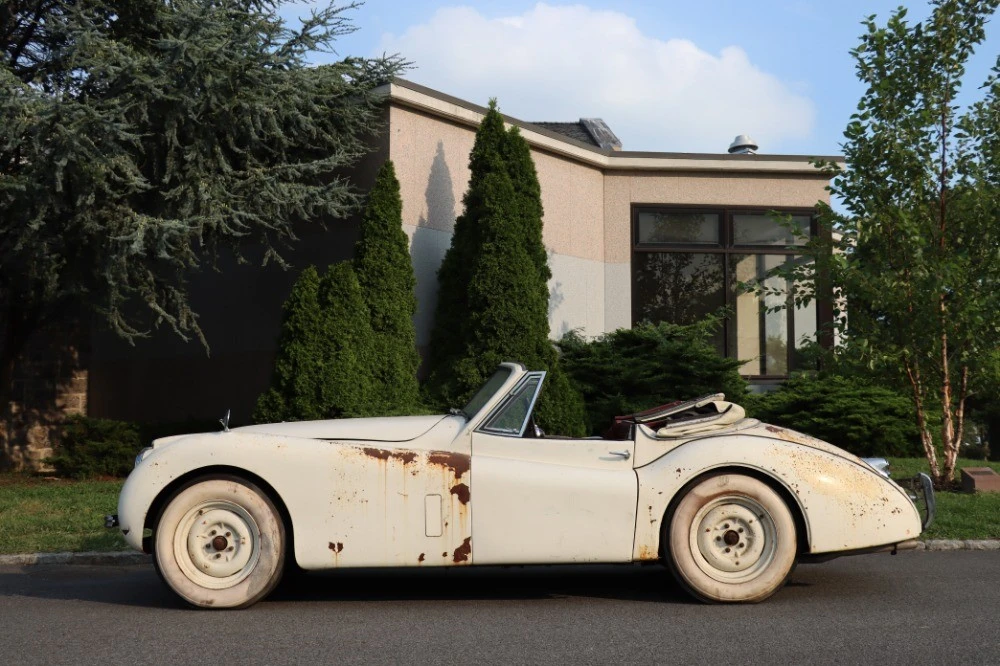 1954 Jaguar XK120 - Image 4 of 8