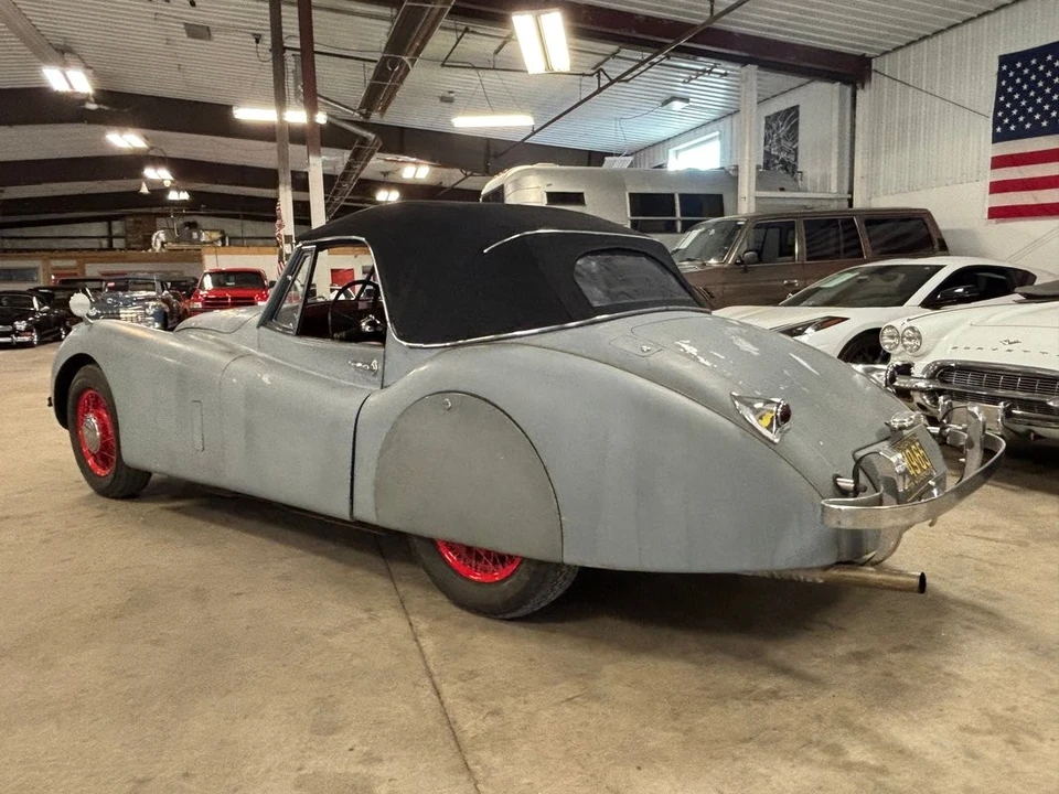 1954 Jaguar XK120 - Image 4 of 31