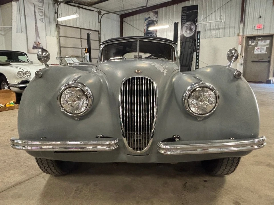 1954 Jaguar XK120 - Image 9 of 31