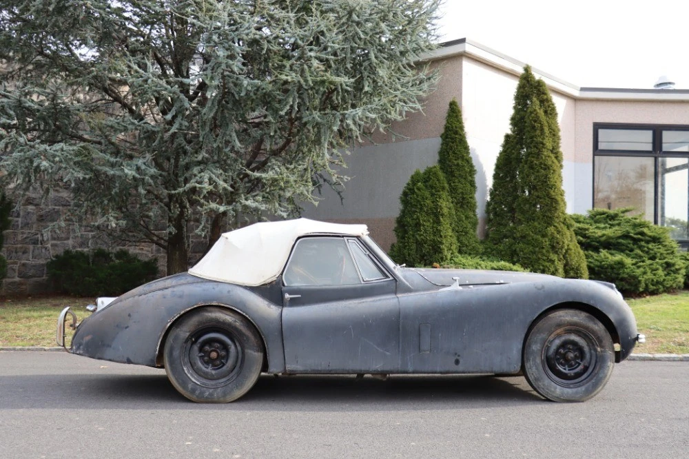1954 Jaguar XK120 - Image 3 of 8