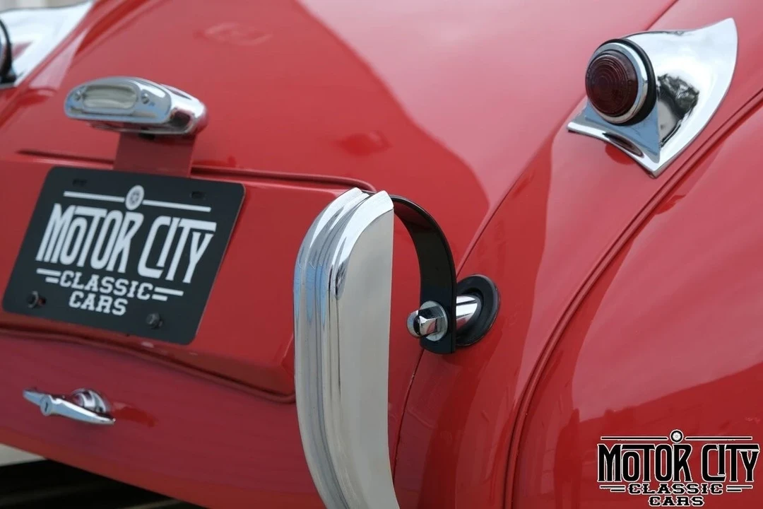 1954 Jaguar XK - Image 11 of 21
