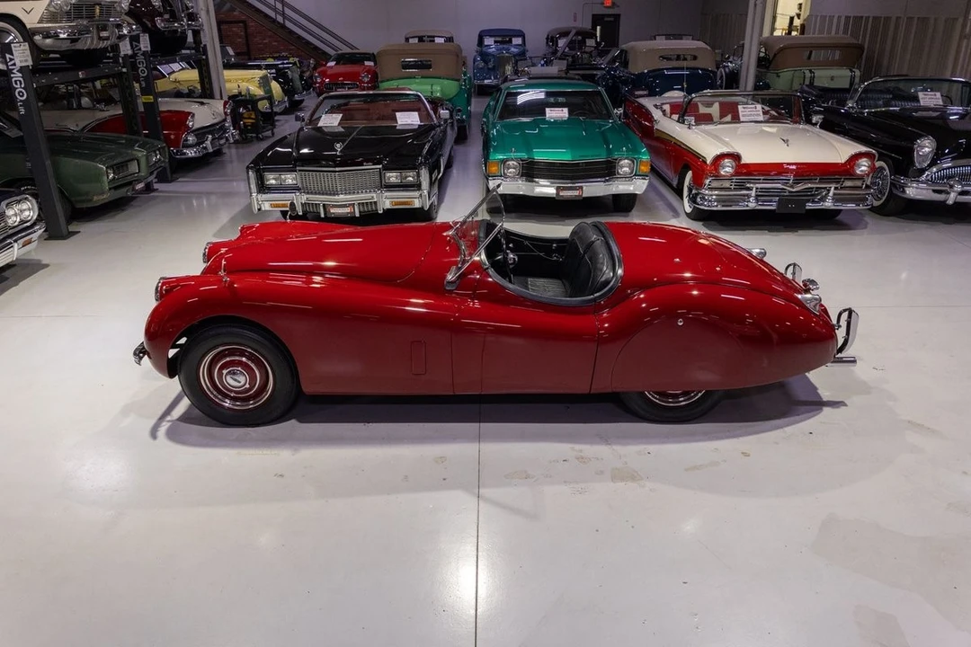 1954 Jaguar XK140 - Image 18 of 31