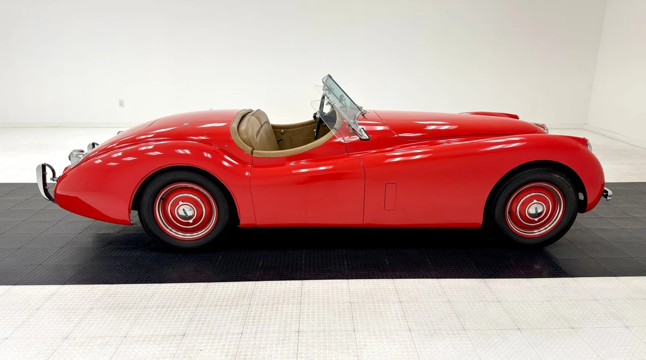 1954 Jaguar XK120 OTS Roadster - Image 11 of 31